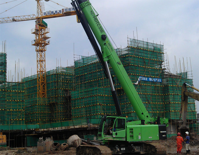 HDTC55, HDTC55E series telescopic crawler crane hoisting construction Foshan foundation construction